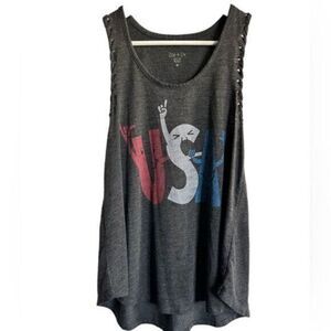 Zoe + Liv Women’s Gray Tank USA - Size Medium